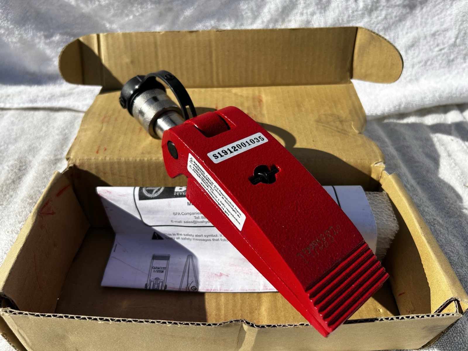 BVA HYDRAULICS SPREADER, 1TON #SR10