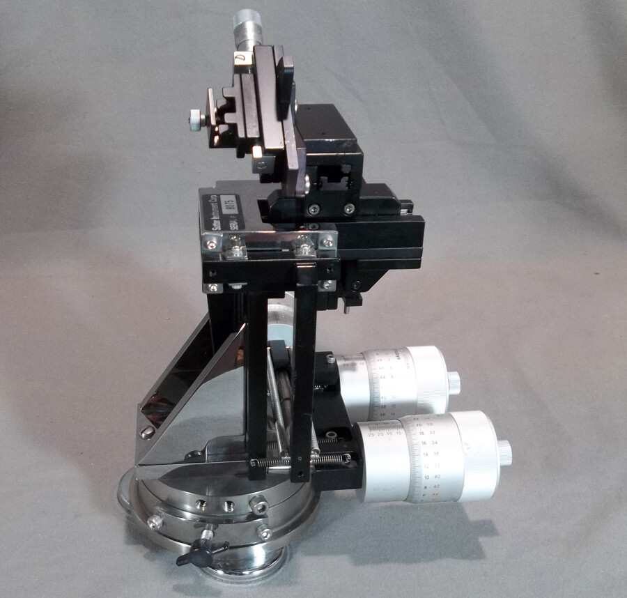 Sutter Instruments MP-85 Micromanipulator RH on Magnetic Rotating Base EX++