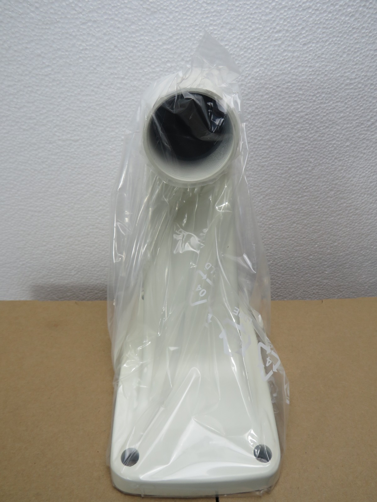 (Lot of 5) Hanwha SBP-300WM1 Wall Mount [CTA]