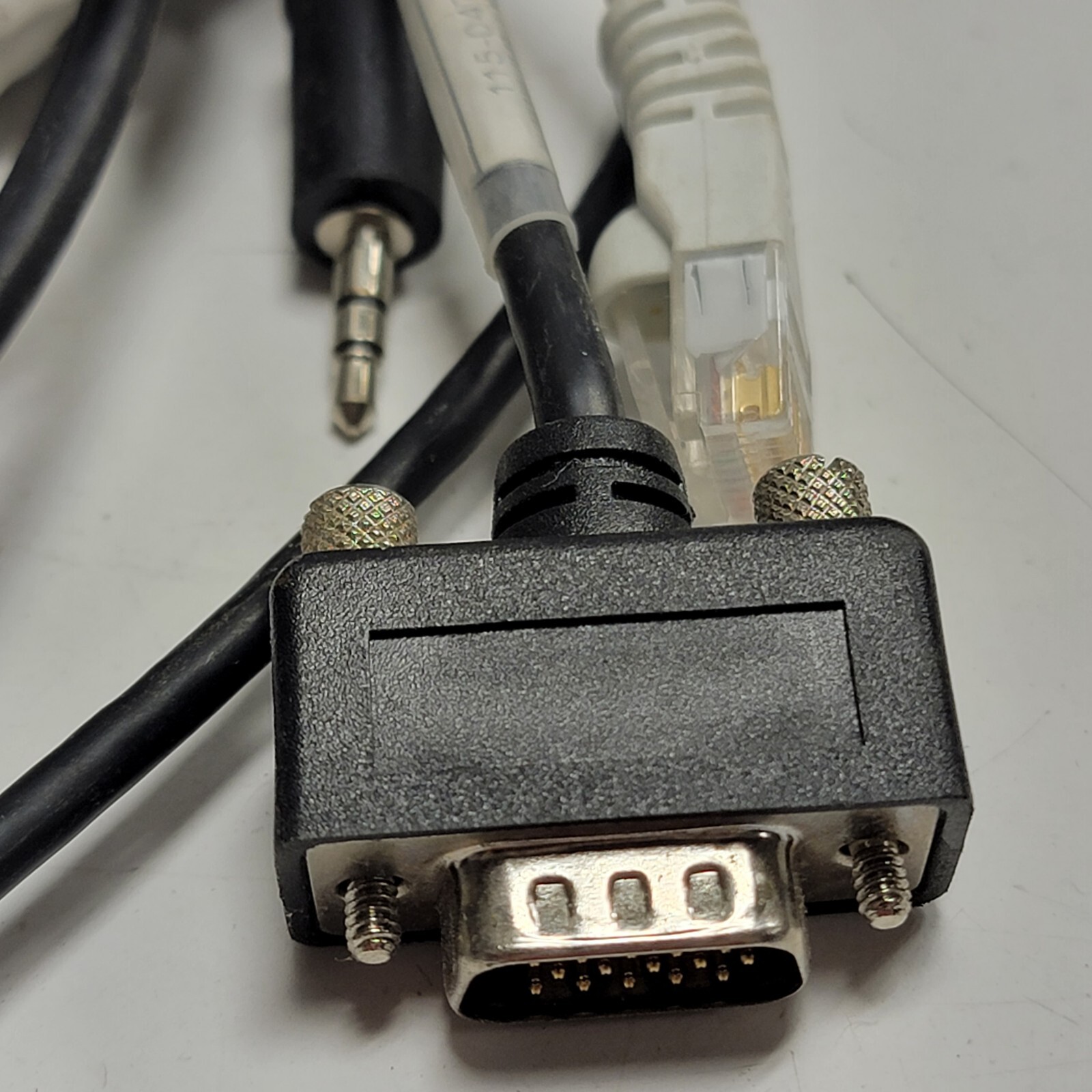 Altinex Tilt ‘N Plug Jr. Hybrid Analog and Digital Video Distribution TNP-128