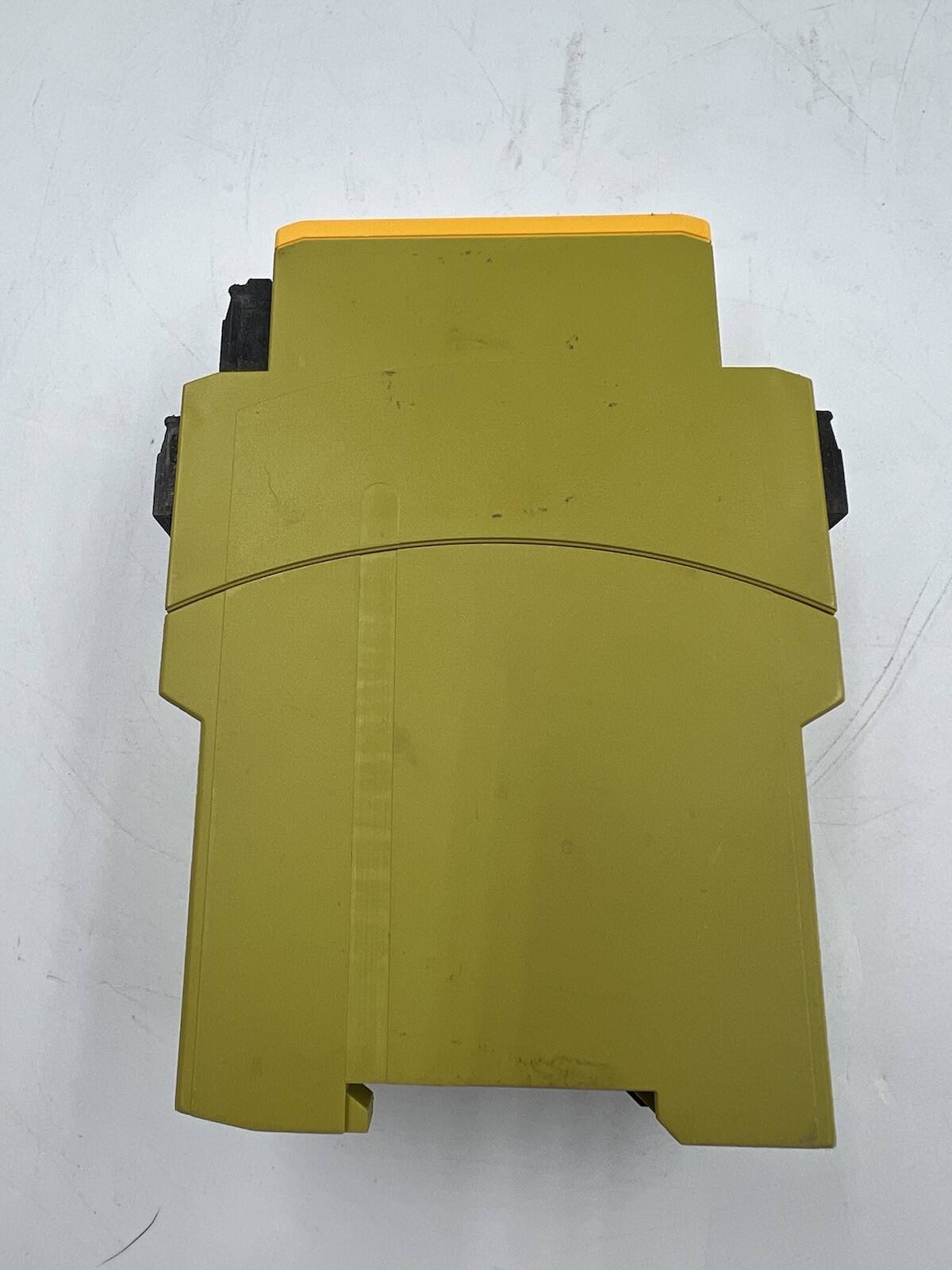 PILZ P2HZ-X1P-120VAC / P2HZX1P120VAC Refurbished Tested Good