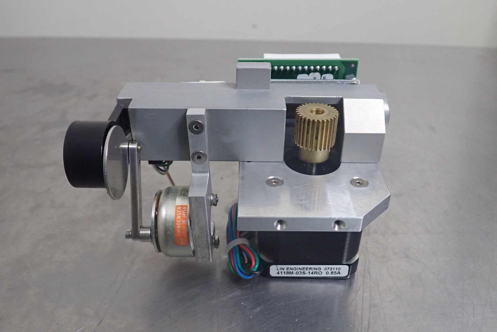Lin Engineering 4118M-03S-14RO Stepper Motor w/ Varian Agilent 5000-0137 Board