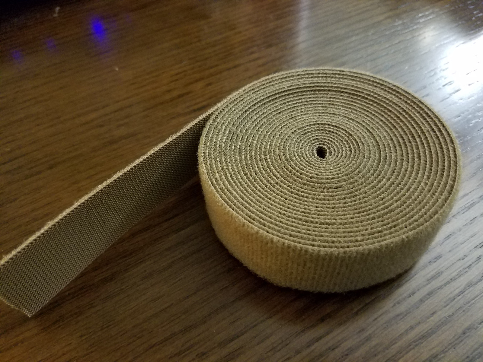 VELCRO® Brand ONE-WRAP® Strap Double Sided 1″ X 12ft (4 yards) Coyote Brown