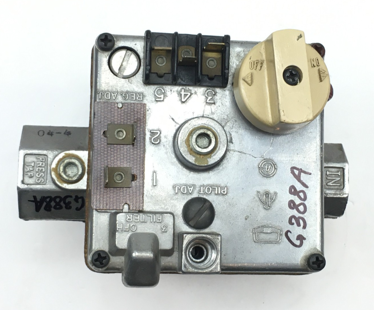 White-Rodgers 646A-X Furnace Gas Valve 301273-705 EF32CK181 used tested #G388A