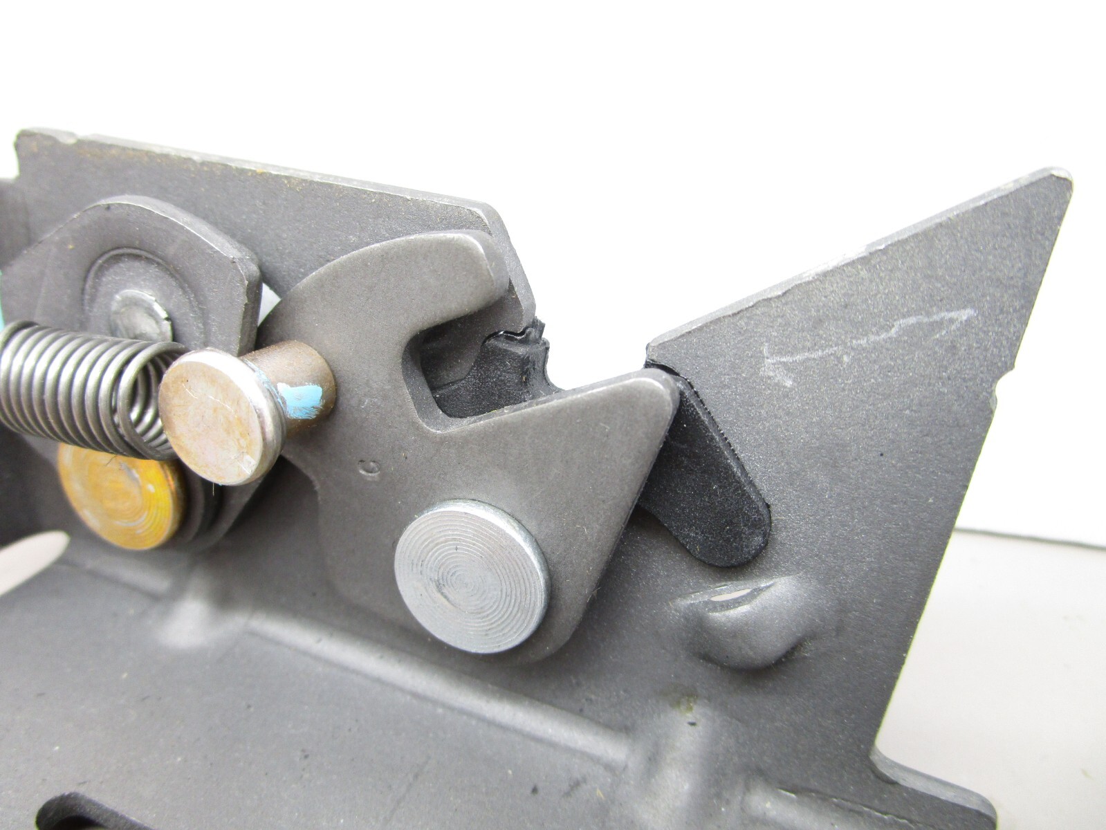 Ford FoMoCo 9U5A-9661383-A Rear Seat Latch Assembly