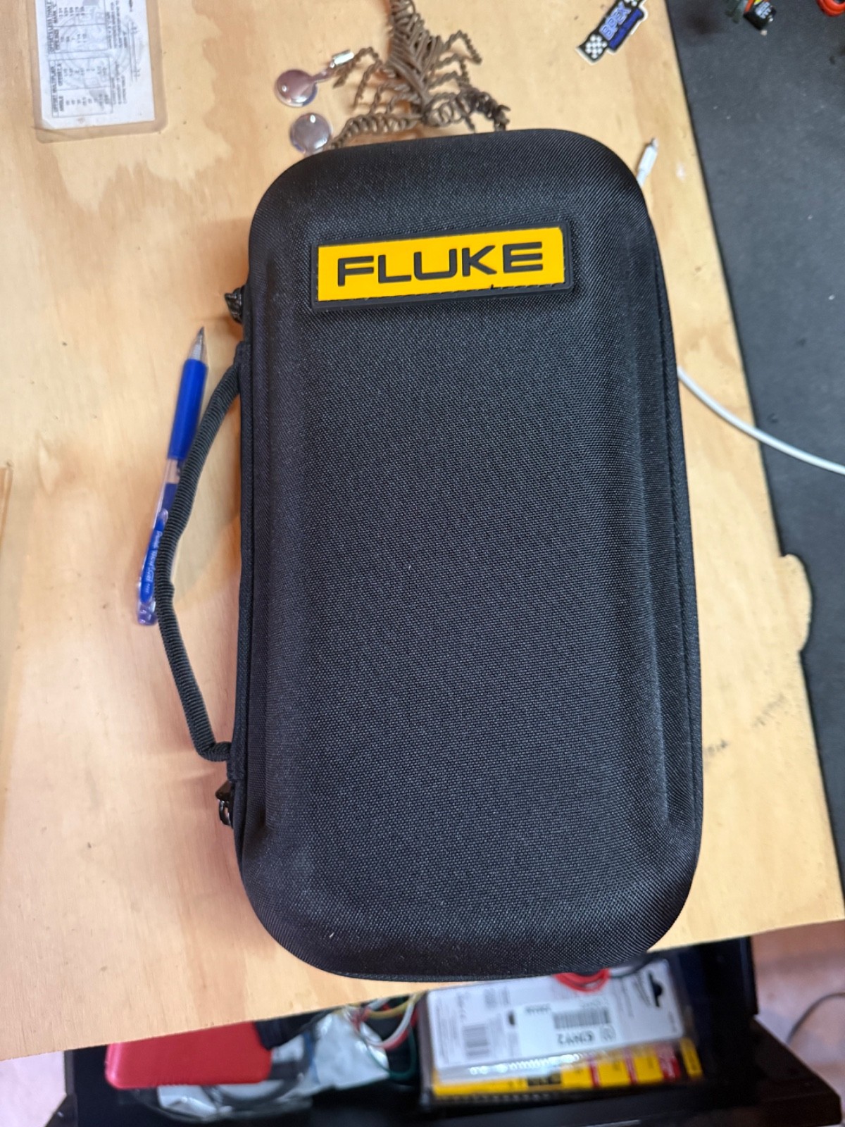 Fluke 378 FC – Non-Contact Voltage True AC/DC Clamp Meter with iFlex