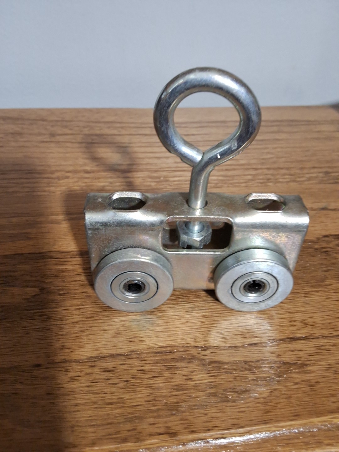 Unistrut 4 Wheel Loop P2751 4 Overhead Movement In Strut Channel