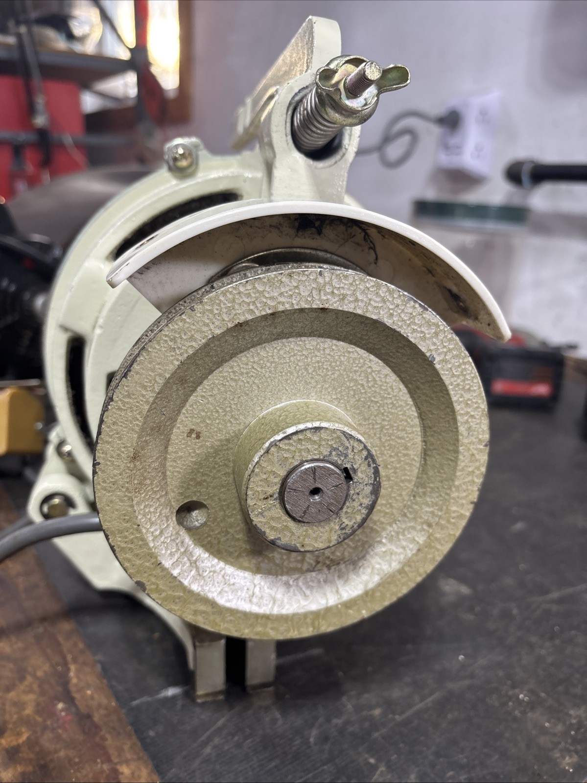 NS-412 singer Sewing clutch motor with switch 60 Amps 1/2 Hp Smooth & Quite