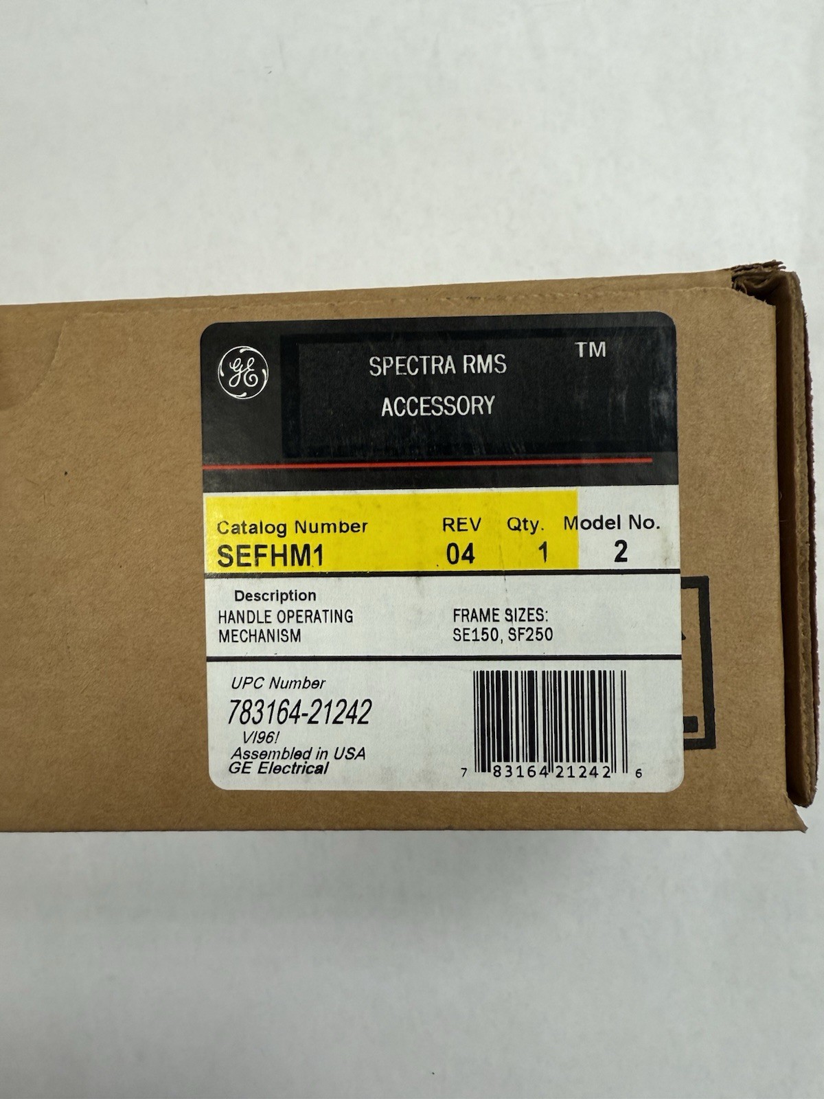 SEFHM1 GE SPECRA CIRCUIT BREAKER OPERATING MECHANISM, W/ ROTARY HANDLE AND SHAFT