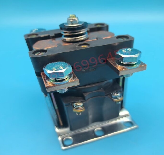 1PCS NEW FIT FOR Electric forklift contactor GE relay CTTA300AH176XN