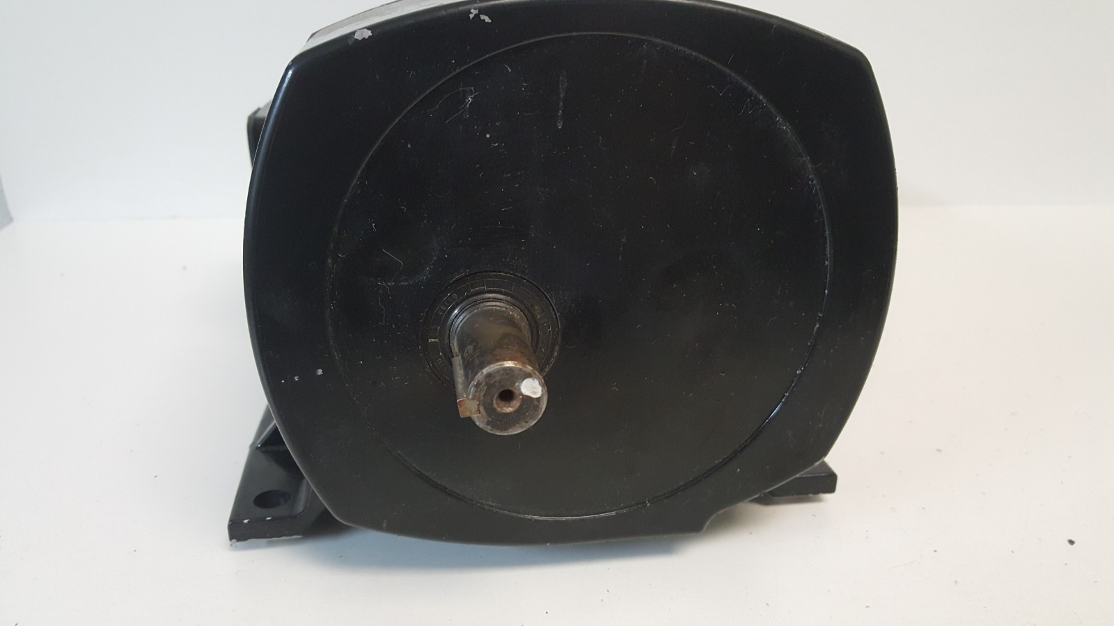 GOOD USED! LEESON 90V 1/4HP PERMANENT MAGNET D.C. GEARMOTOR 108708.00 C4D17NZ23E