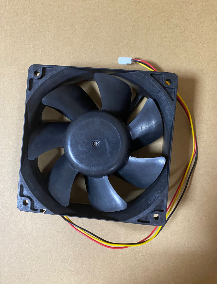 For Panaflo FBA12G24H fan 120*120*38mm DC 24v 0.3A 3Pin FREE SHIP #68