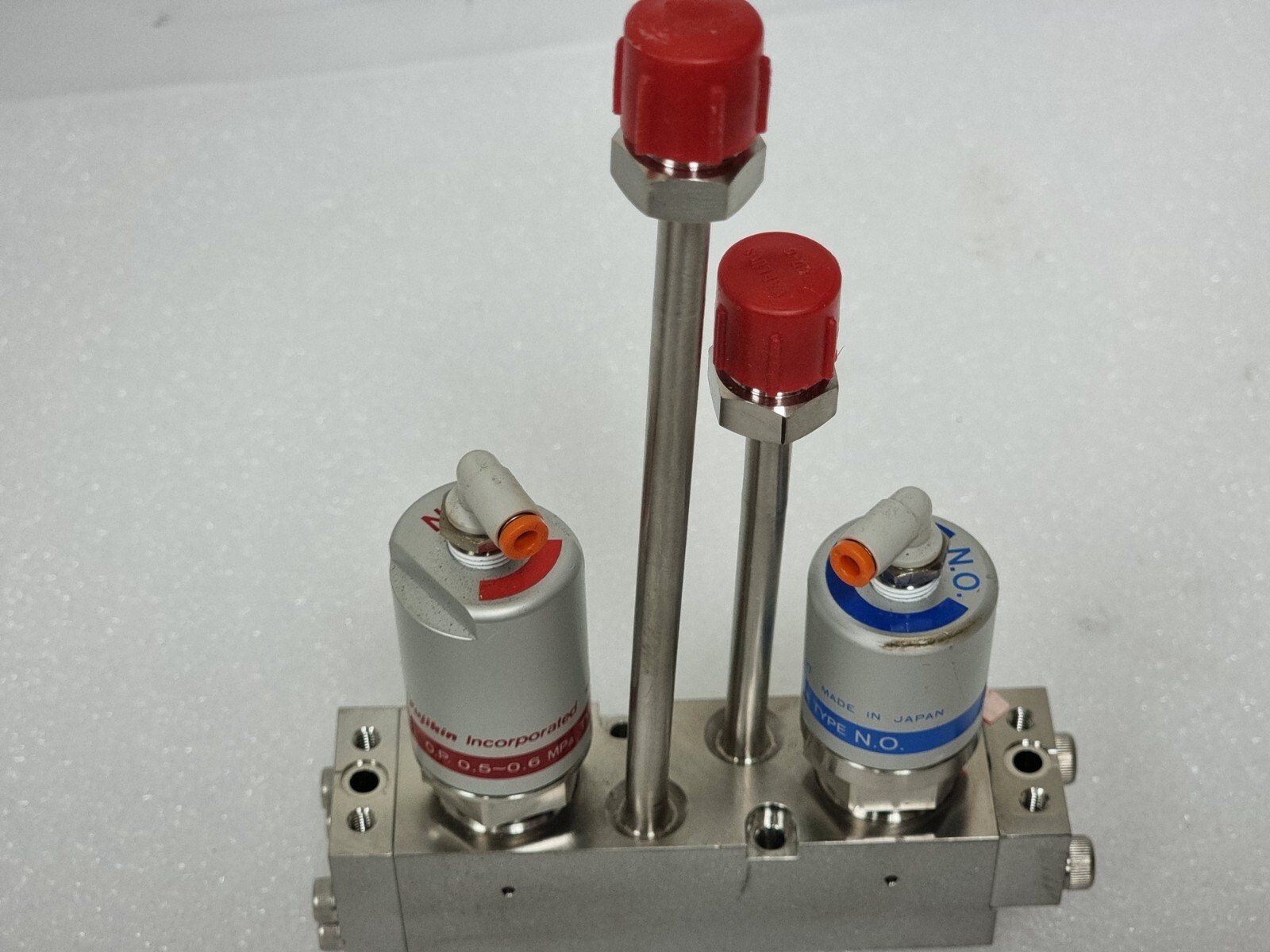 Fujikin Assembly Valve, C No. 591745, 2xO.P 0.5~0.6MPa, NC and NO._96707