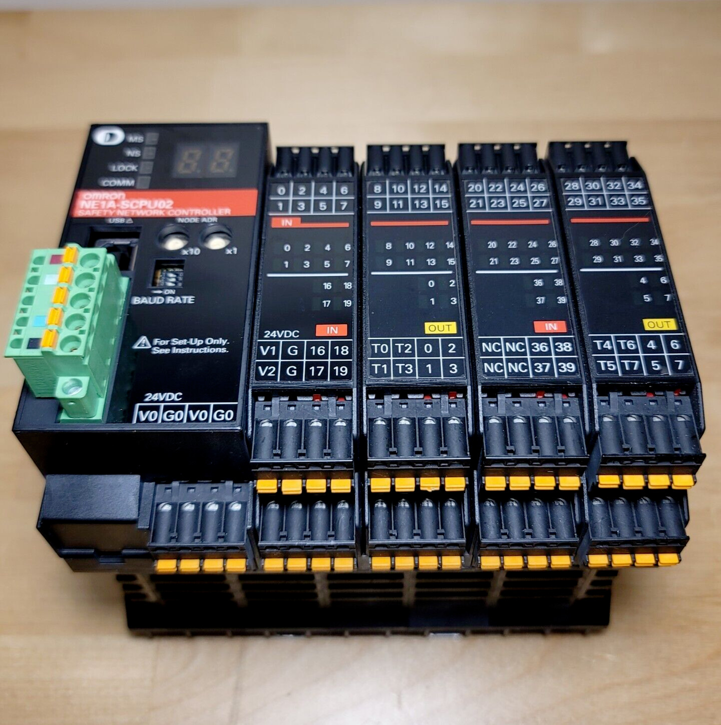 Omron NE1A-SCPU02 Safety Network Controller 24VDC 40 Inputs 8 Outputs