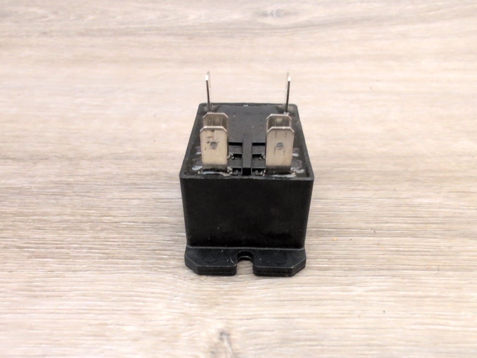 TE/Tyco Power Relay T92P7A22-120 30A DPST 120v 6 pin