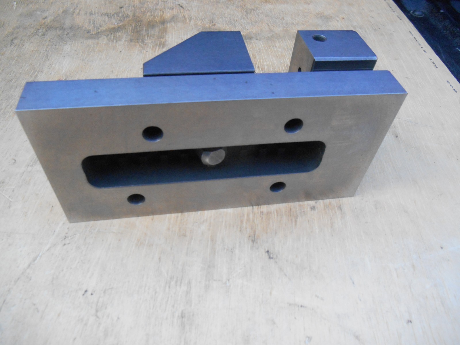 Hermann Schmidt 3″ machinist vise grinding vise