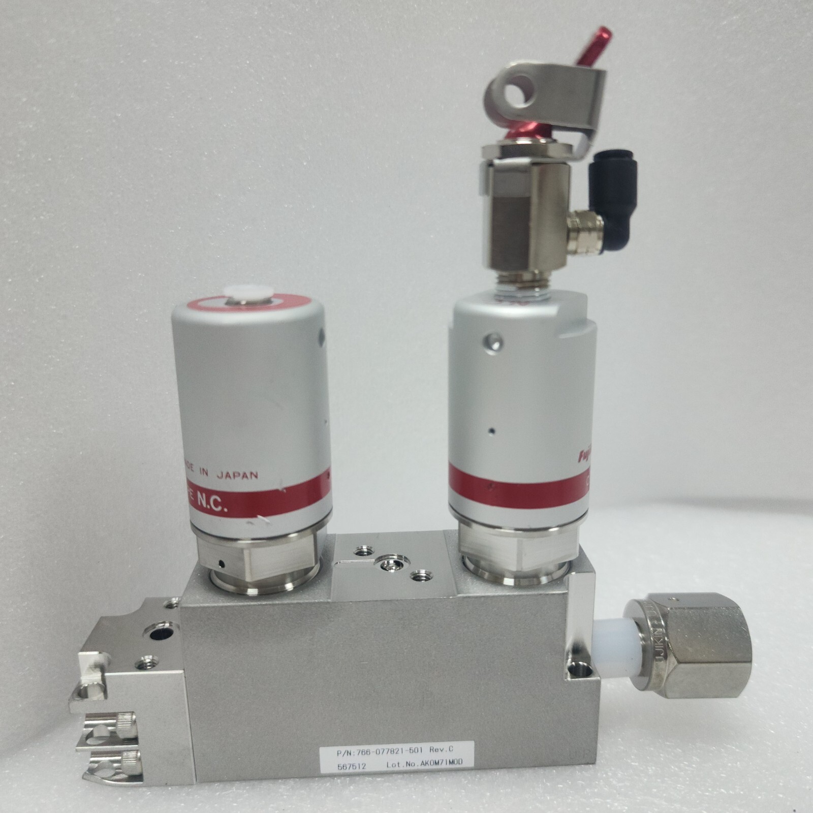 Lam 766-077821-501, C No. 567512, Fujikin 0.5~0.6 Mpa Type NO Assem,Jp+97140