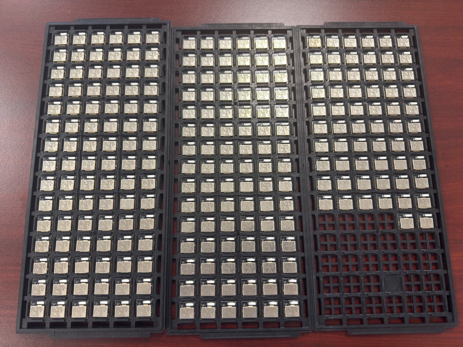 242 pieces RF DIGITAL RFD21733 CHIP ANTENNA BOARD IC – USA SELLER FAST SHIPPING