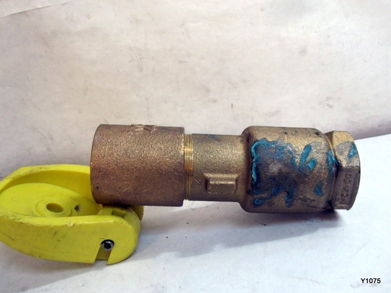 44RC – 1 in. Quick Coupling Valve with 2-Piece Body