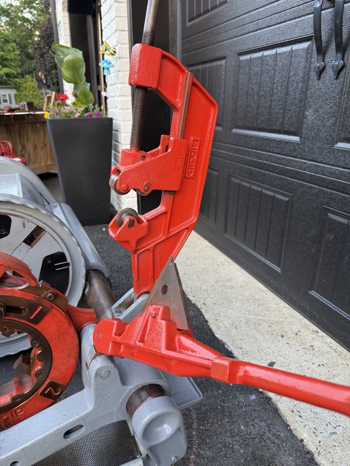 Ridgid 1224 Pipe Threading Machine 1-2 To 4” Pipe Self Oiling Self Opening Great