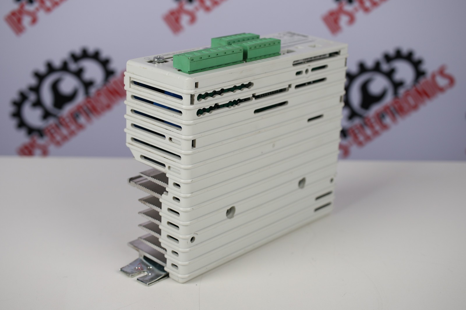 LENZE EVF8201-E (INVERTER) – 6 months warranty