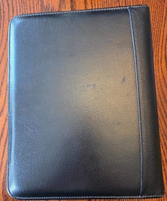Franklin Covey Franklin Quest Black Leather Zipper Binder 7-Ring Organizer