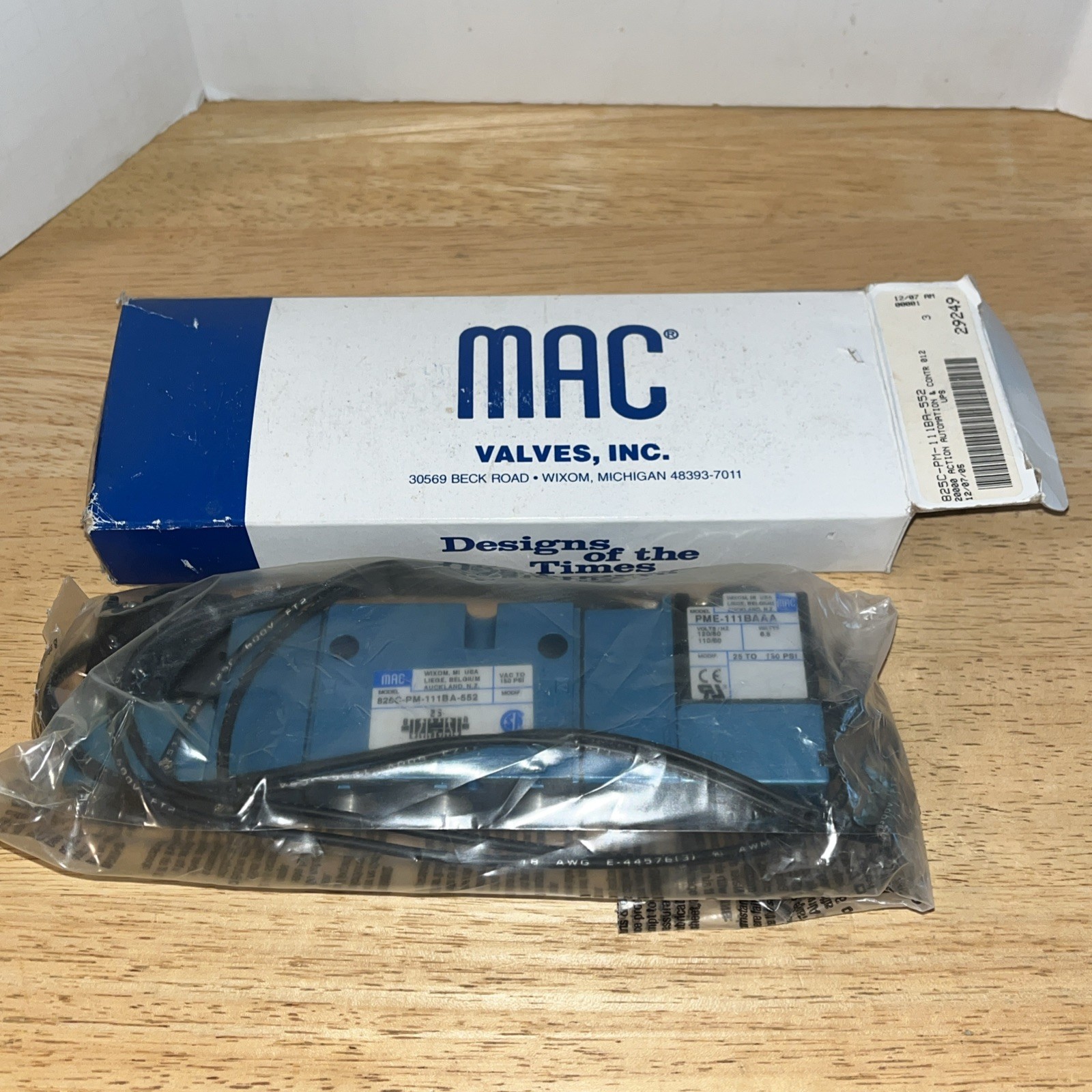 Mac Valves Inc. 825C-PM-111BA-522 Solenoid Valve NEW