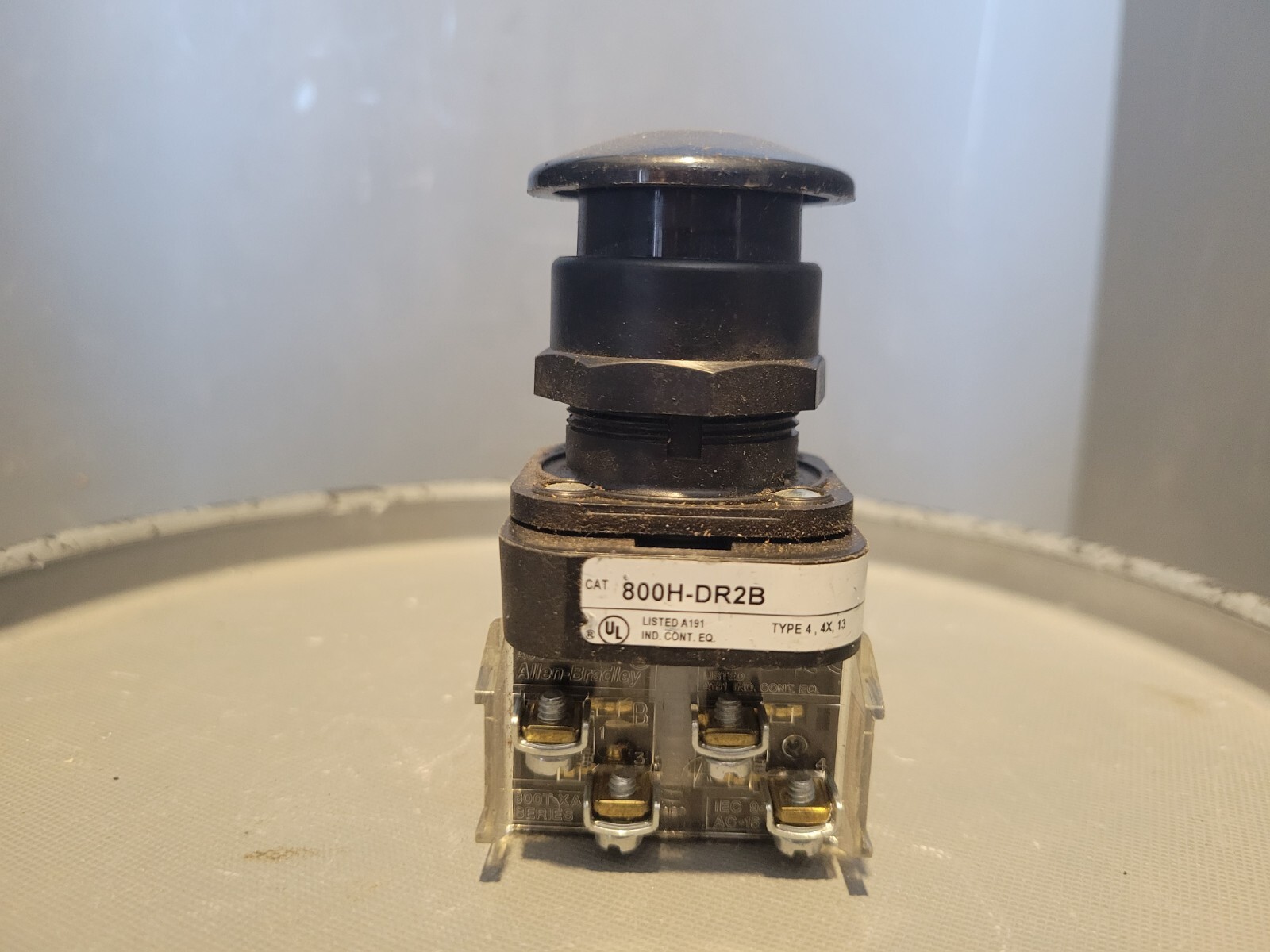 Allen Bradley Pushbutton, Black, Series F, 800H-DR2B