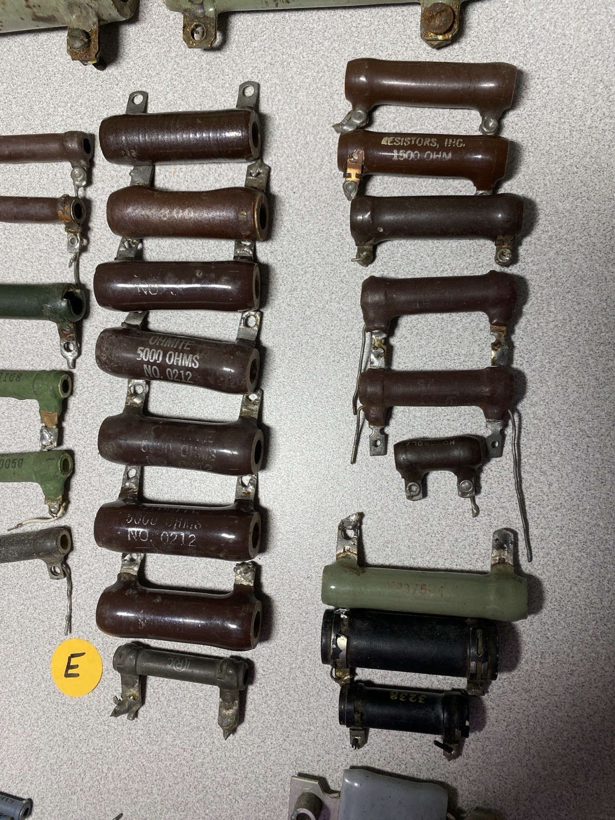Mixed Lot 50+ VTG Wirewound Ceramic Power resistors Ohmite Vitrohm Mallory Asama