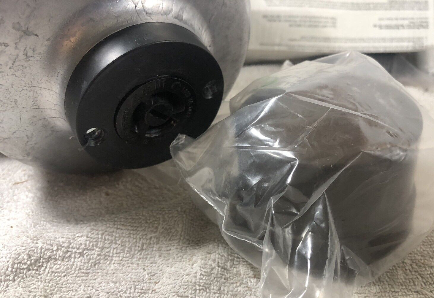 Cooper Lighting 100W S54 120V Dusk-to-Dawn Lamp Fixture RMA10SR255HPV (4866)