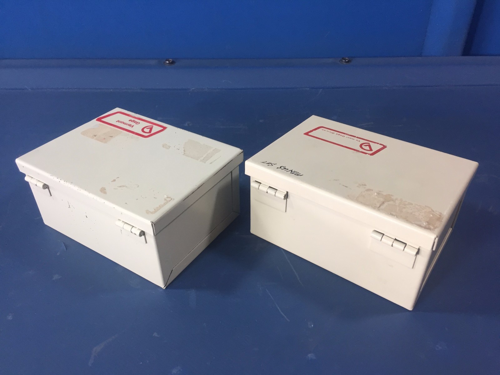 VERMONT GAGE SETS LOT OF 2
