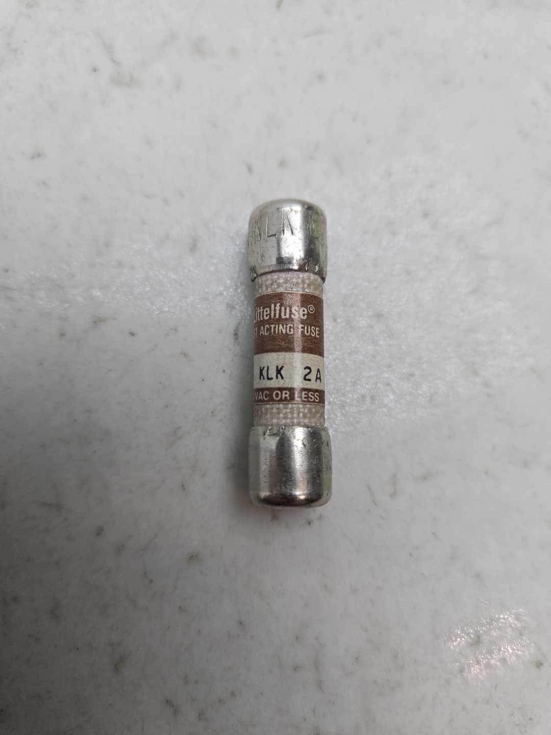 Mixed Lot of 16 Bussmann Littelfuse 2A Fuses BAF-2 FNM-2 KLKR2 KLK2A FLM2 Read