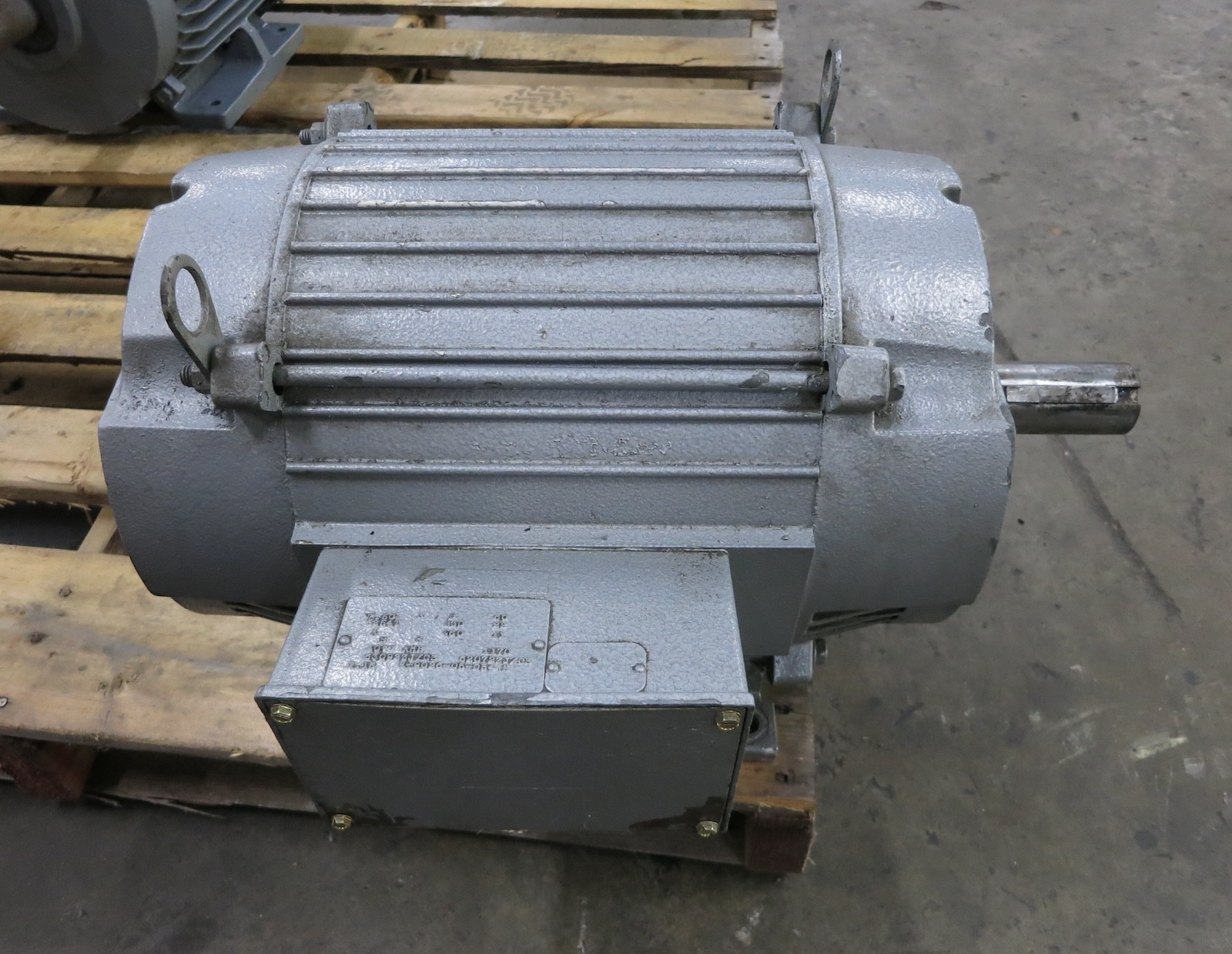 US Electrical Motors 7.5 HP AC Motor 230/460V 1170 RPM 254T Frame 22/11A