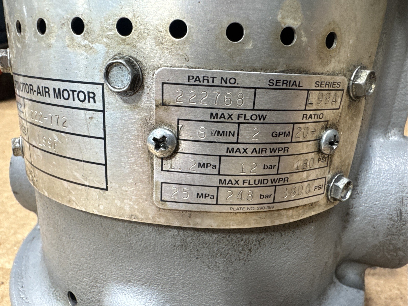 Graco President Air Powered Pump Model 222-772 -Series-L99F