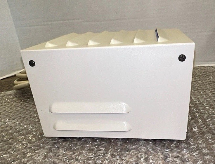 Tripp Lite LC-1200 Voltage Regulator W/ Isobar Spike/Noise Suppression 87-140V