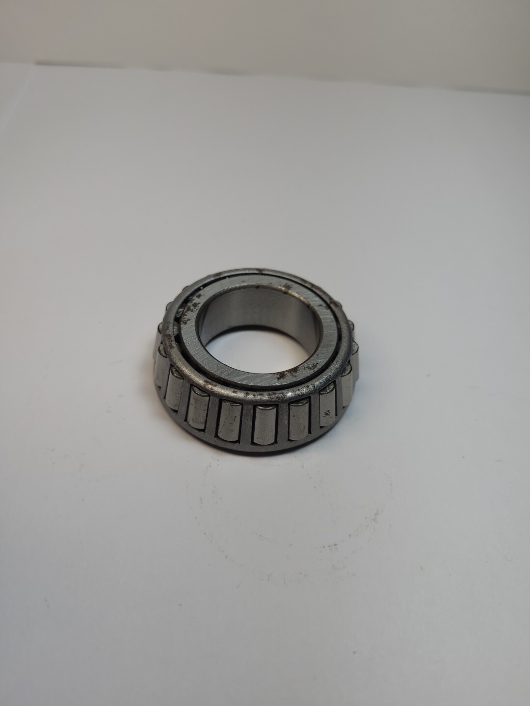 L44643 Tapered Roller Bearing Single Cone 1″ Bore 0.58″ Width