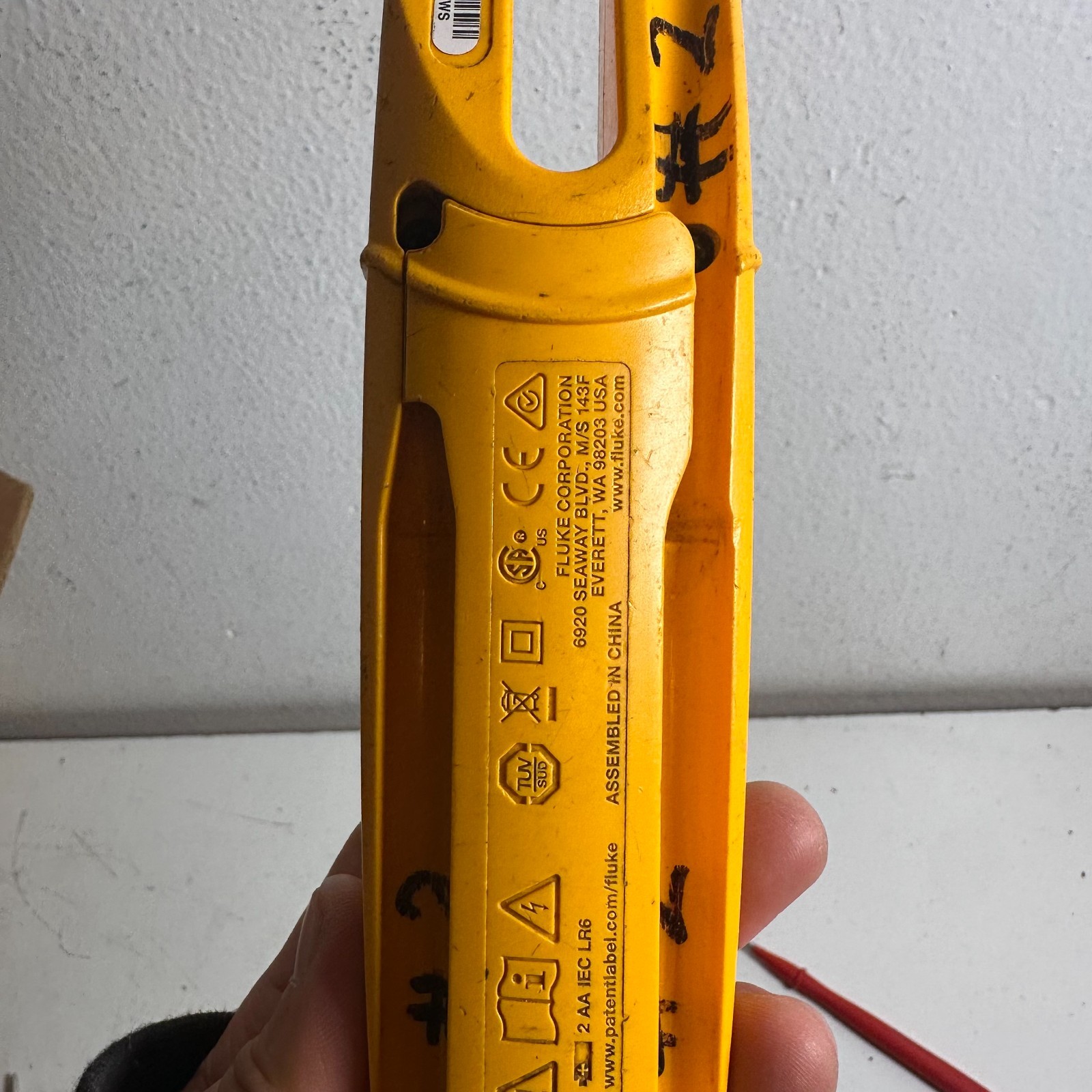 Fluke T5-600 Yellow 600 Voltage Meter Continuity Current Electrical Tester