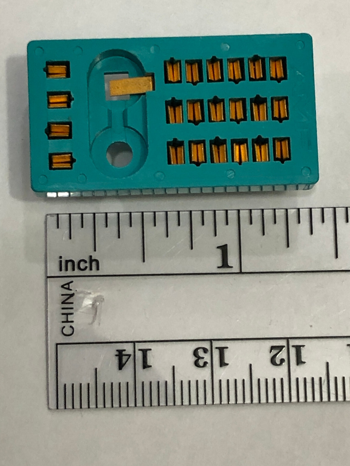 Relay Socket 27E348 for R10 type plug-in relays up to 6 Form C Contacts