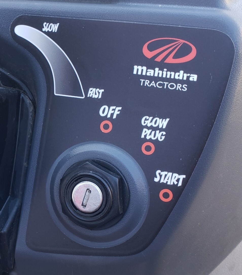 Mahindra Replacement Key Dash Start Decal Emblem 1526 1626 New Tractor Logo
