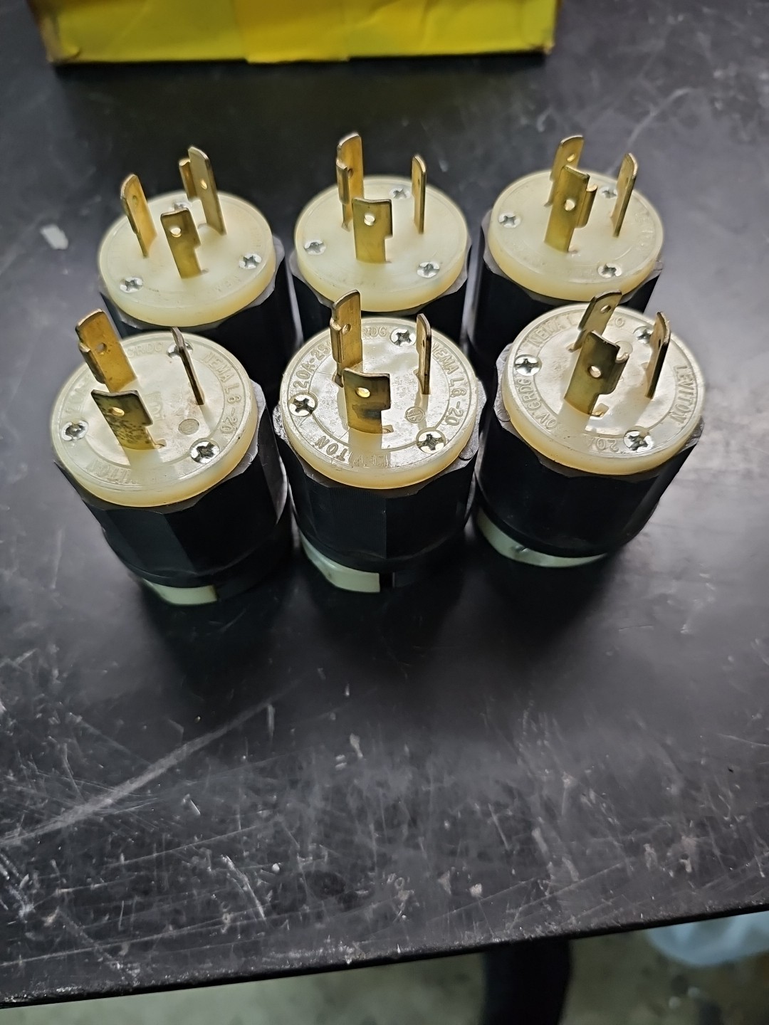 Lot Of 6 LEVITON 2321 LOCKING PLUG, 20A-250V, 2P, 3W GROUNDING, L6-20P