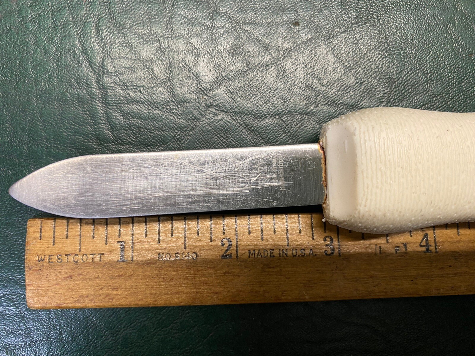 DEXTER RUSSELL OYSTER SHUCKER White S121 Sani-Safe Made In USA
