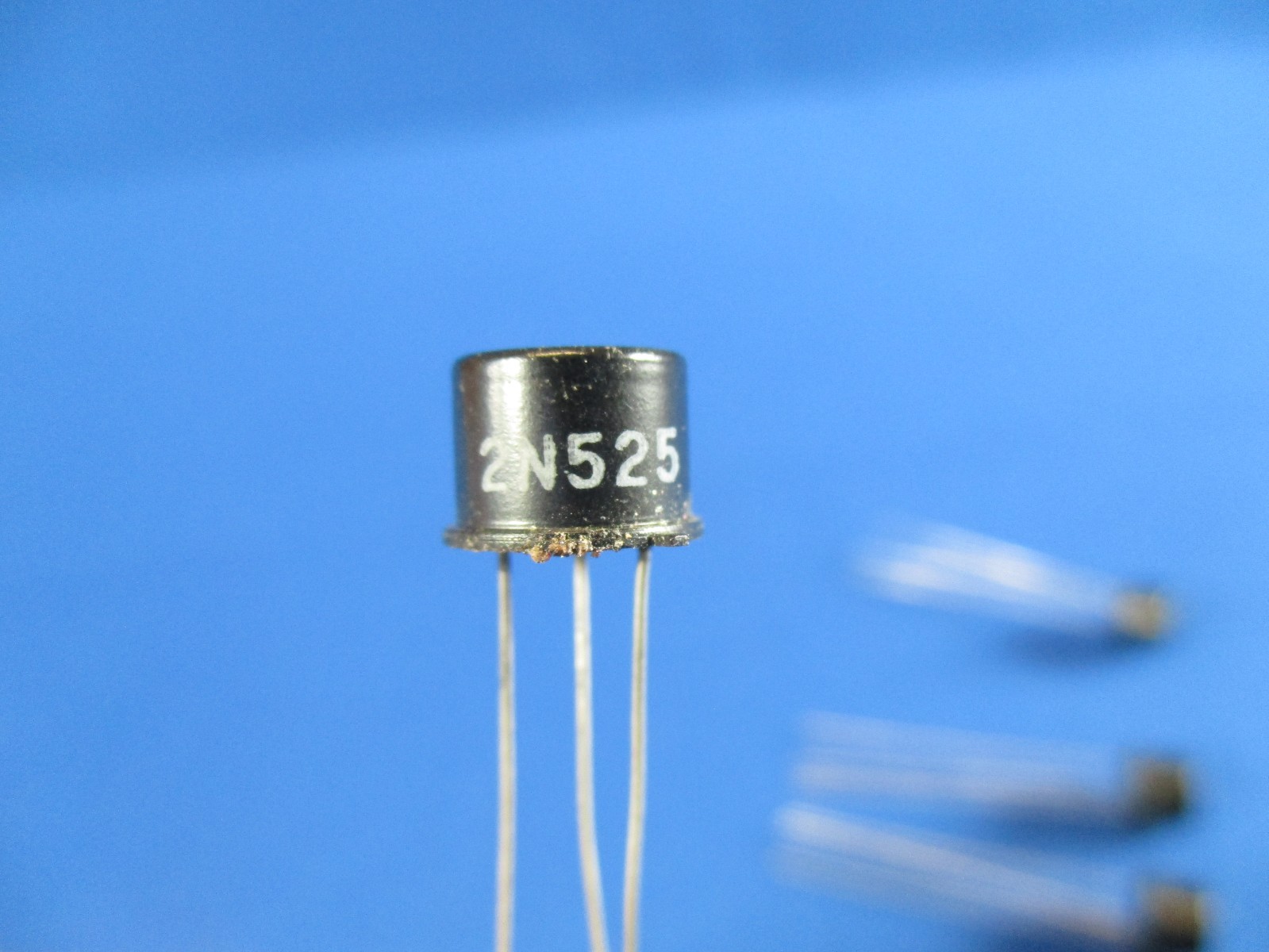 2N525 Germanium Transistor PNP General Electric Lot Of 4 NOS NIB