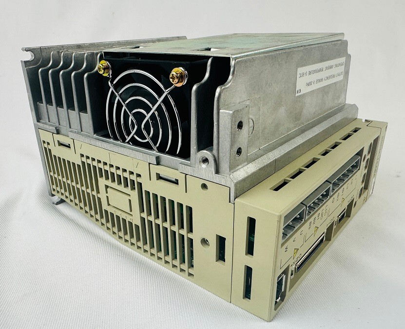 Yaskawa SGDM-15ADA-TE3B Sigma II Series Servopack Servo Drive