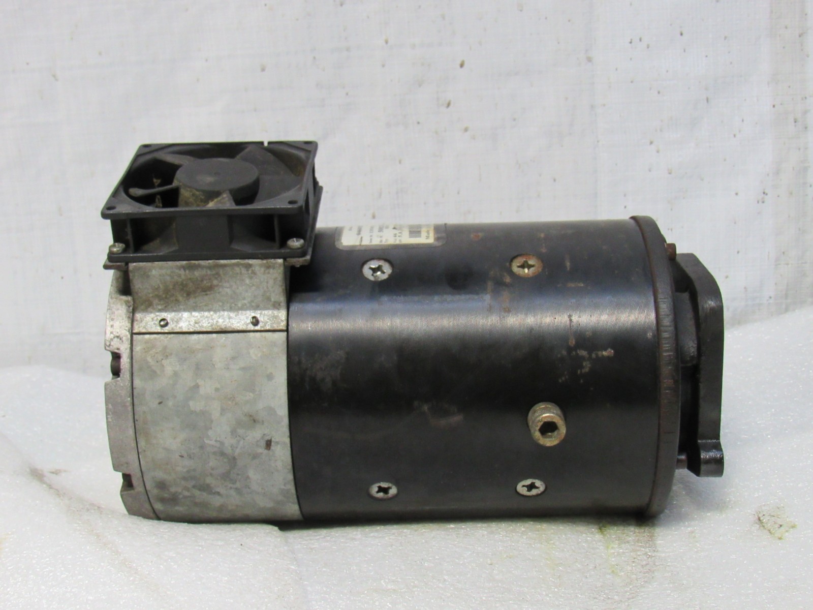 No Name 50023278 Pump Motor 04669281 R150/5,8RFK 3360Rpm 46V 5,8Kw