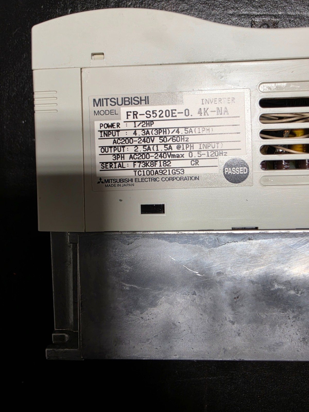 MITSUBISHI FR-S520E-0.4K-NA COMPACT VFD INVERTER DRIVE 0.4KW 200-240V 3PH
