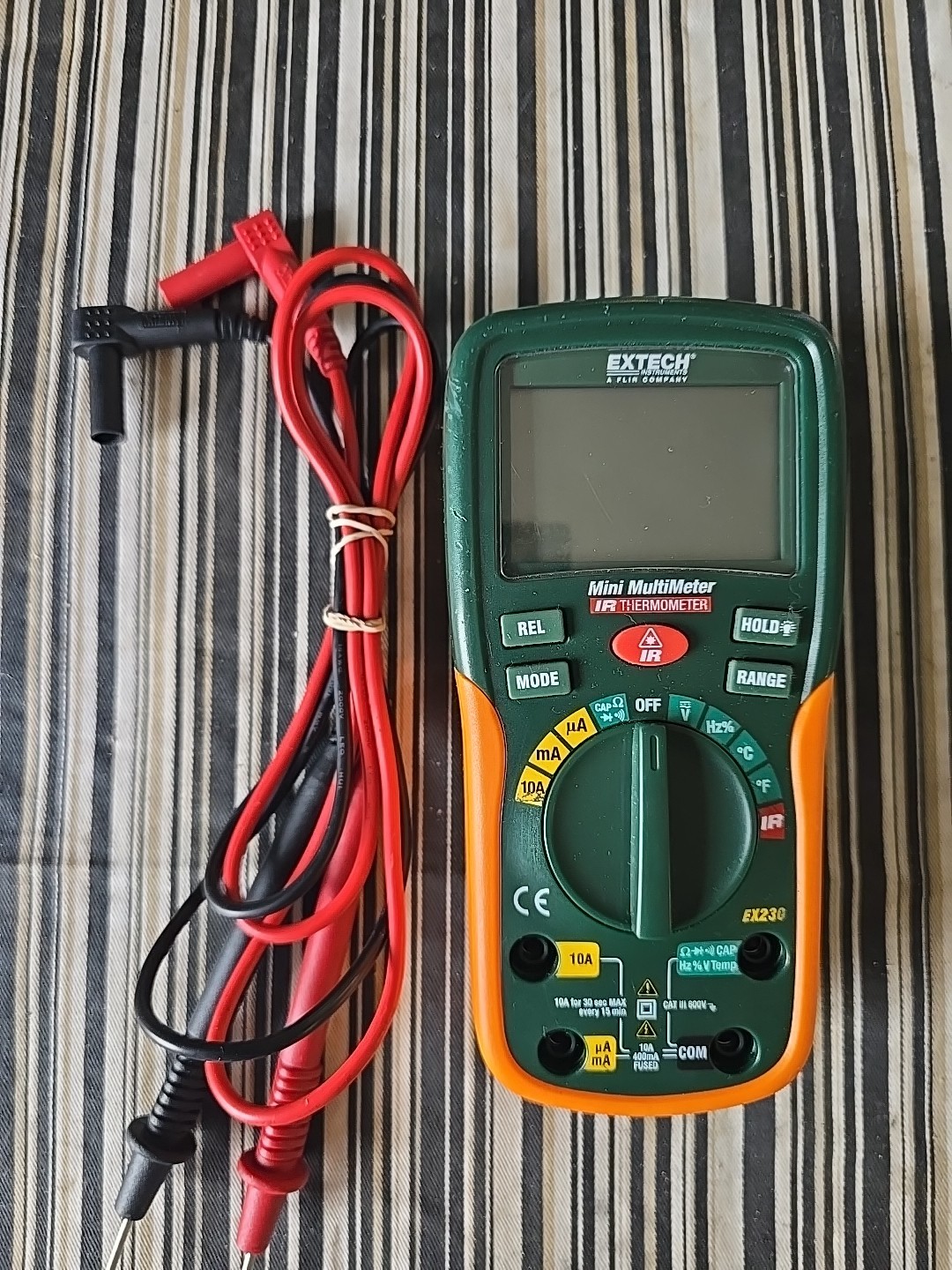 EXTECH INS EX230 MULTIMETER AUTO RANGING = USED / TESTED =