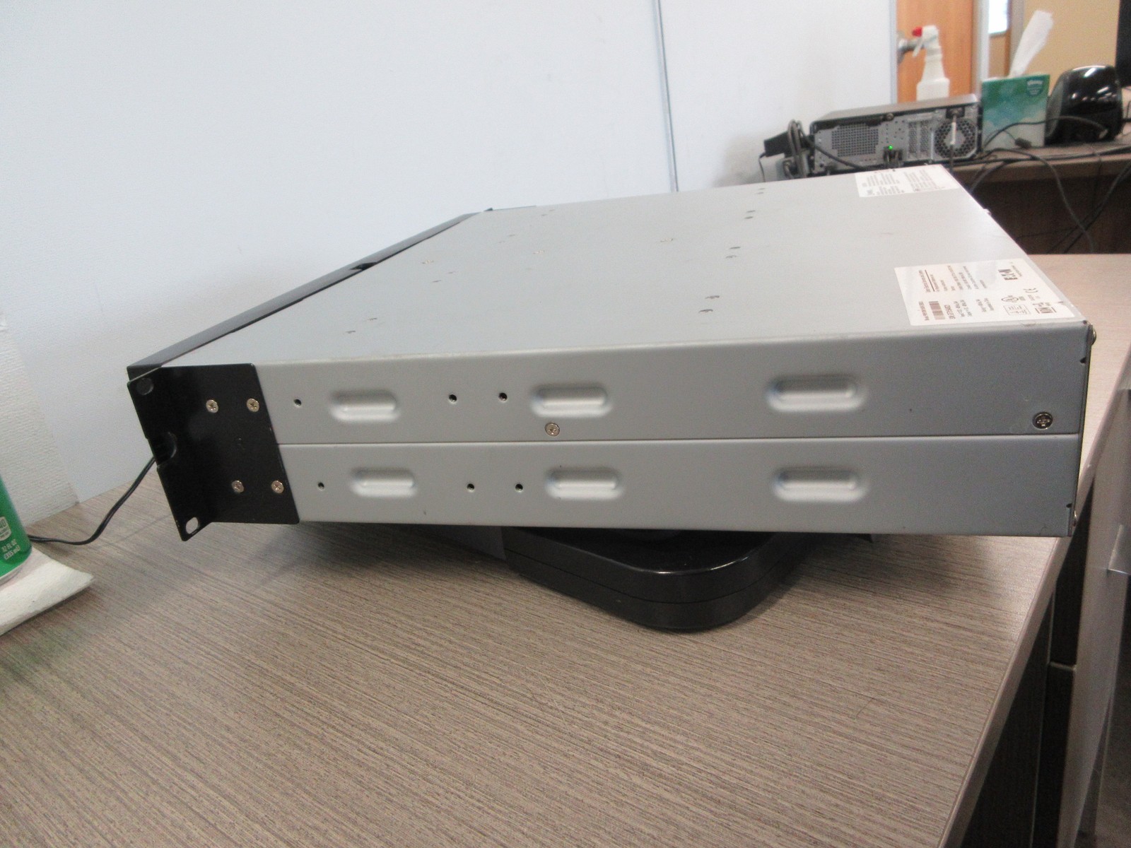 Eaton Powerware 9130 Extended Battery Module PW9130N1500R-EBM2U 48VDC 34A Used