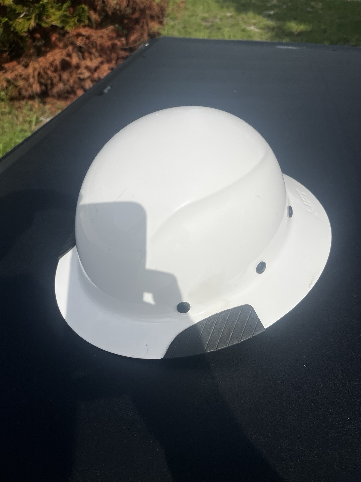 LIFT SAFETY Dax Fiber Resin Full Brim Safety Helmet 6 Point Suspension White