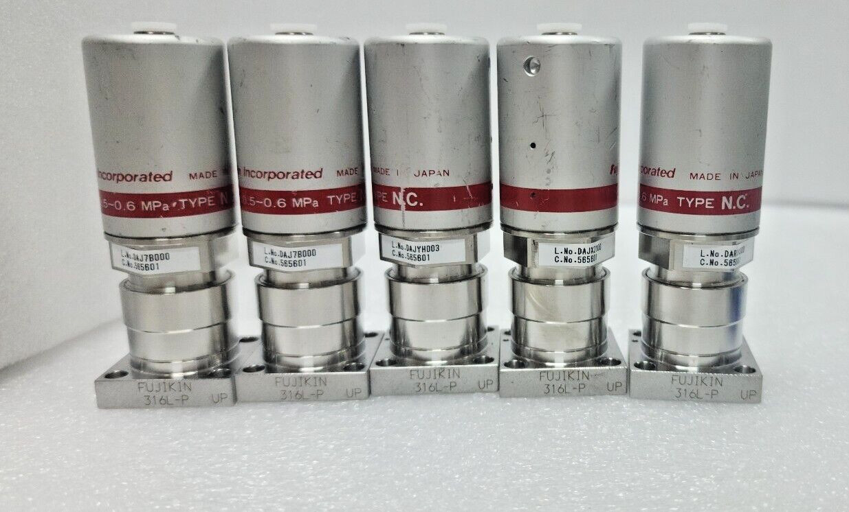 5 Fujikin 0.P 0.5-0.6 MPa, Lam 766-197842-003 Rev B, C No. 565601 NC Valve,96923