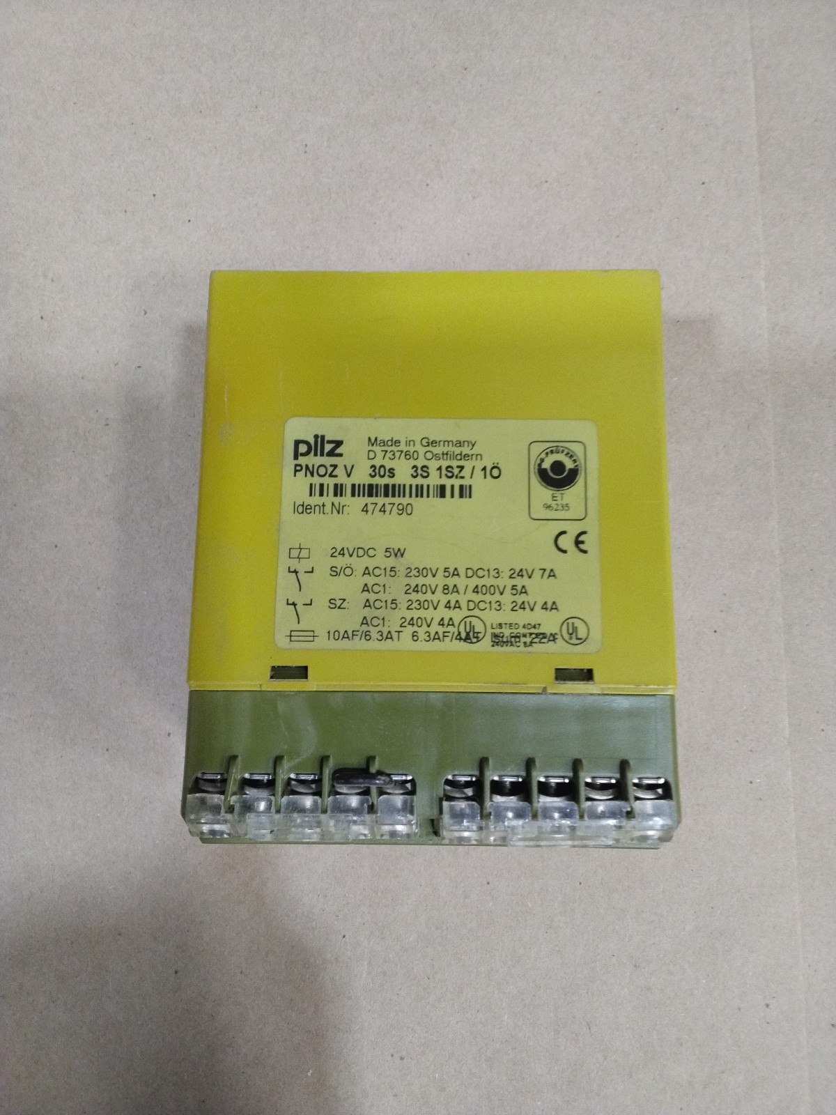 Pilz PNOZ V30 S Safety Relay 24VDC 474790